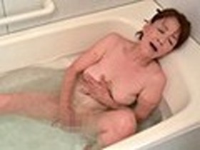 六十路隔世近親相姦8 〜僕の優しいお婆ちゃん〜ふしだら肉体関係淋しんぼセックス濃厚生中出し 谷房枝　サンプル画像04